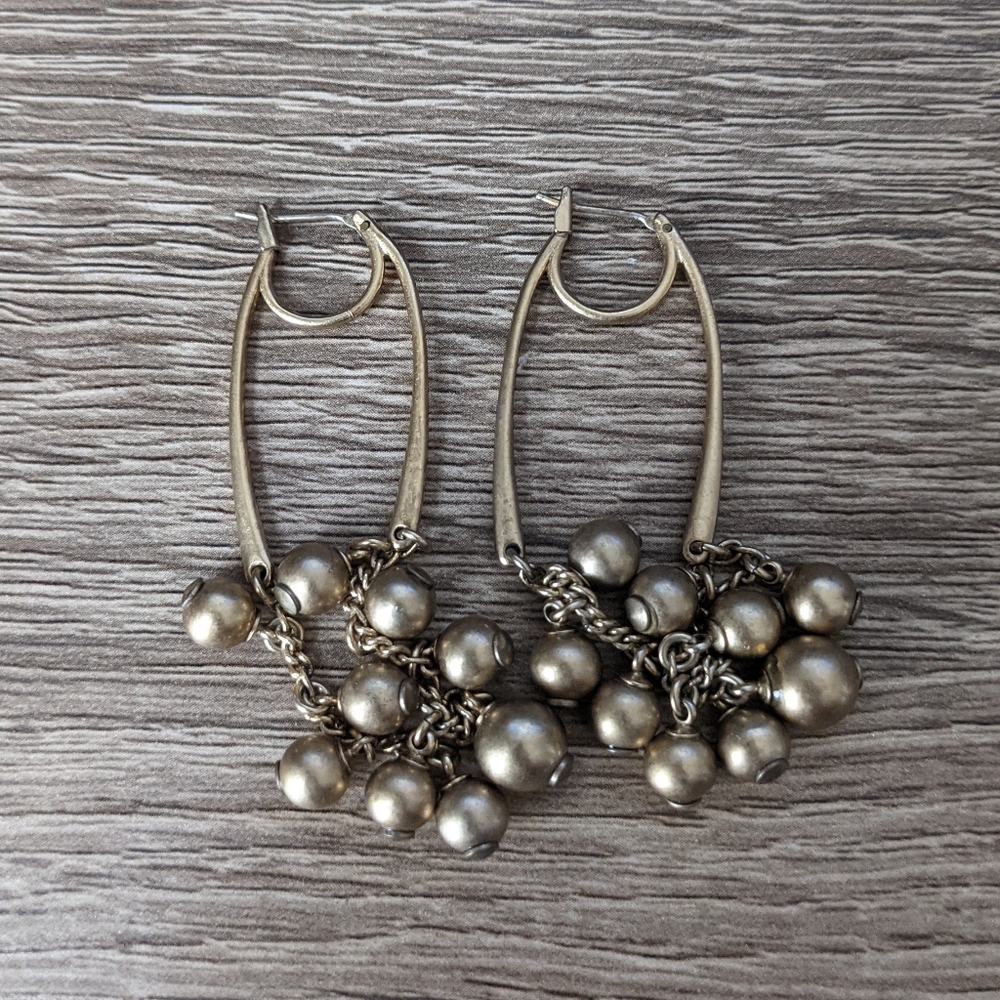 Dangle earrings